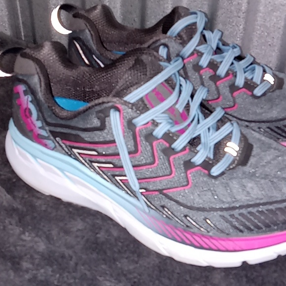 Shoes - Picture 3 of 8